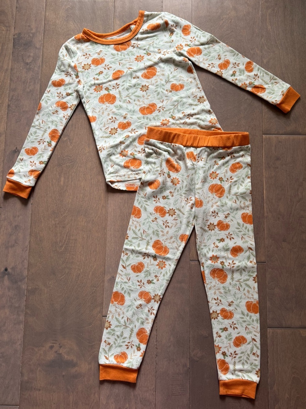 Jessica Simpson Pumpkin Pajama Set